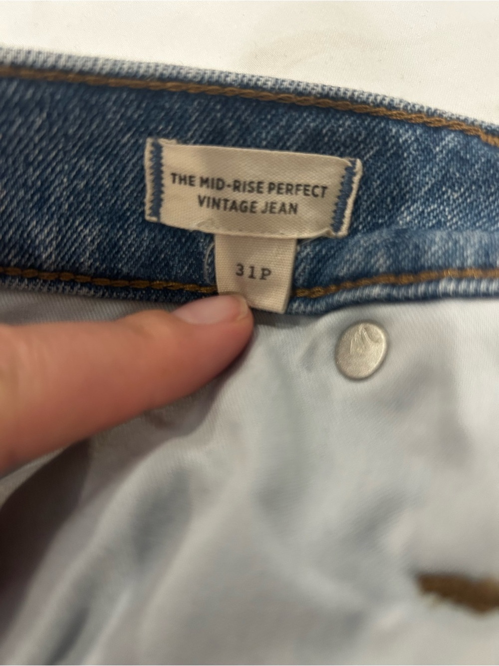 Madewell Mid-Rise Jean - Picture 3 of 4